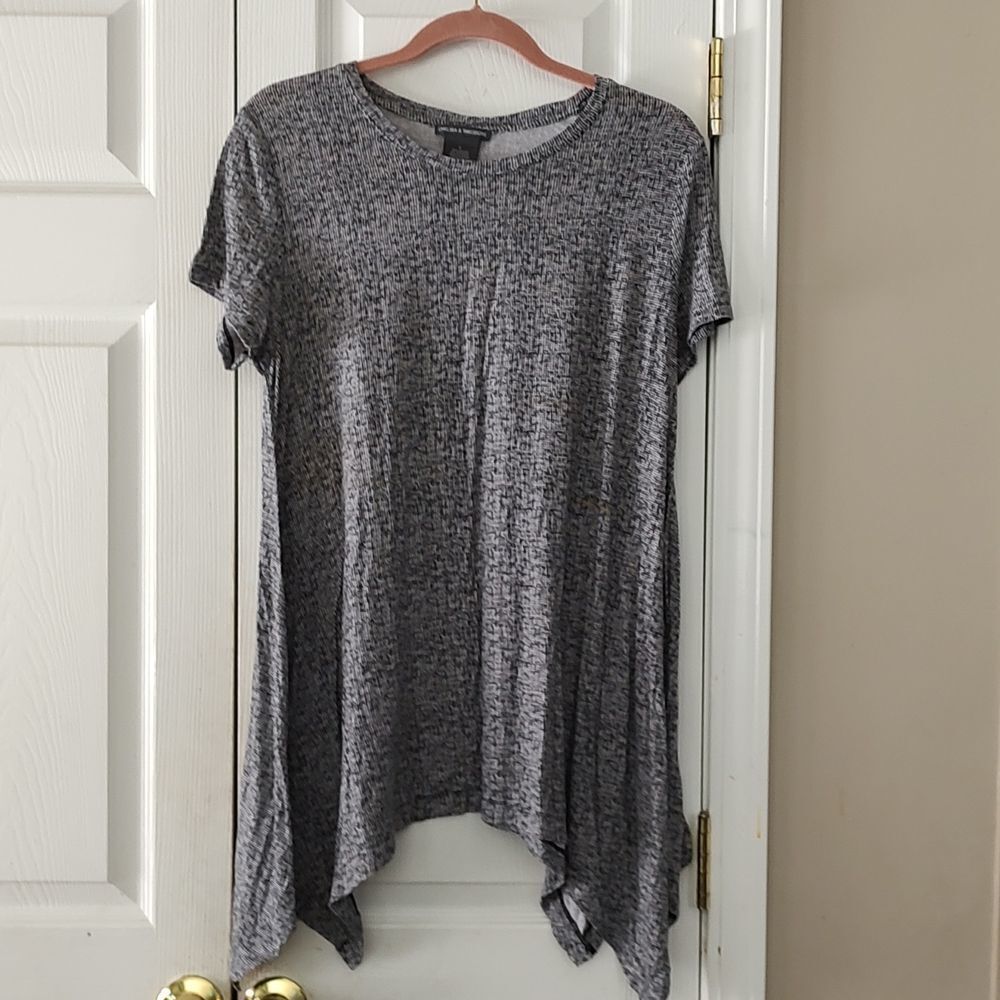 Chelsea & Theodore black white tunic shirt  Sz L EUC